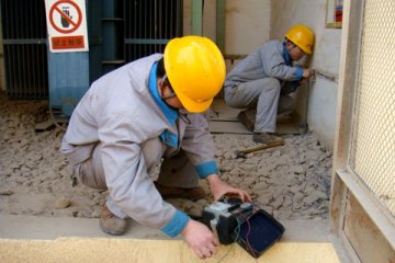 簡述協(xié)調(diào)配合浪涌保護(hù)器系統(tǒng)設(shè)計步驟以及利用隔離界面進(jìn)行防護(hù)和基于布線和